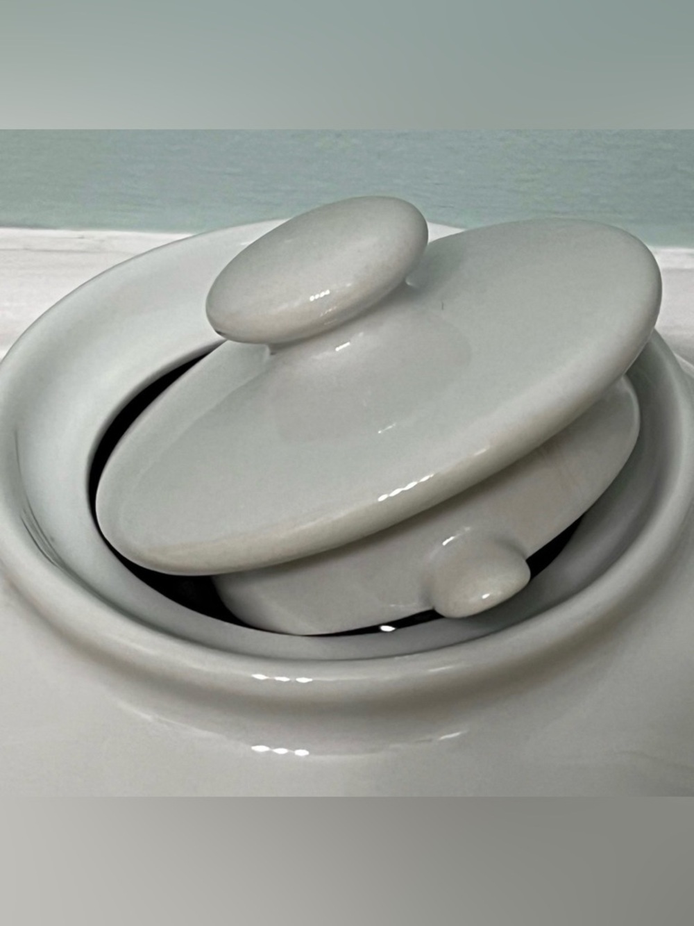 White Ceramic Teapot - Picture 7 of 12